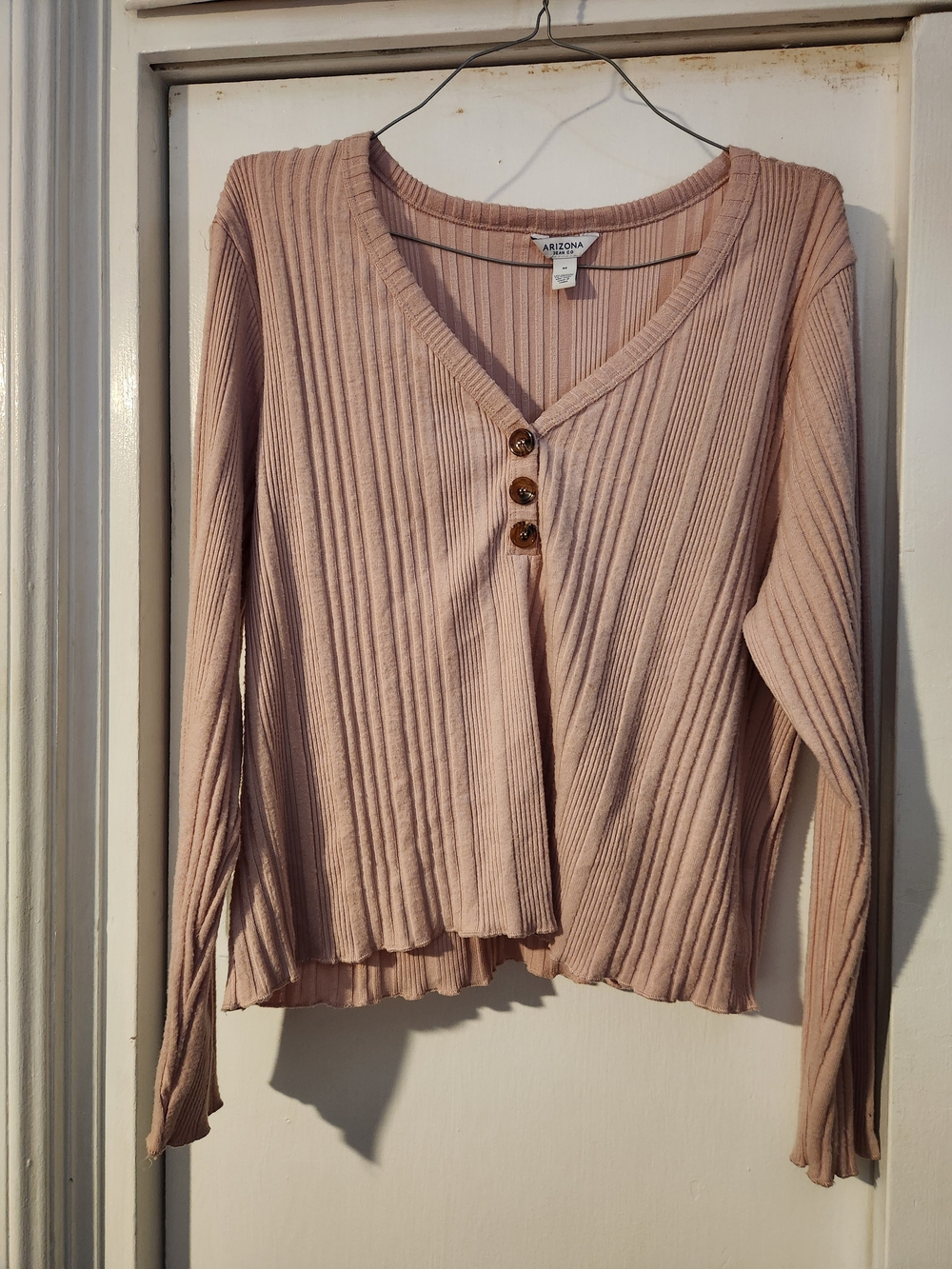 Arizona Jean Company Ribbed V-Neck Button Long Sleeve Crop Top - Blush To Brown